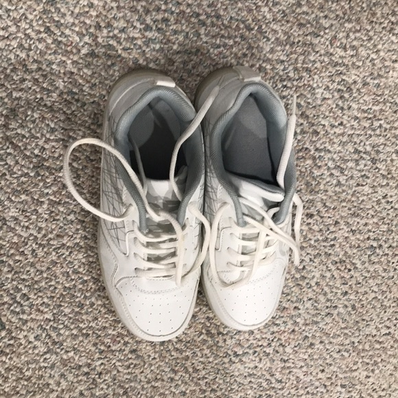 Light Up Sneakers - Picture 3 of 9